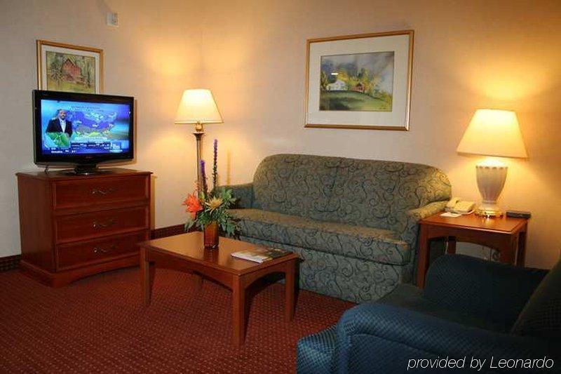 Embassy Suites By Hilton Columbus Dublin Chambre photo