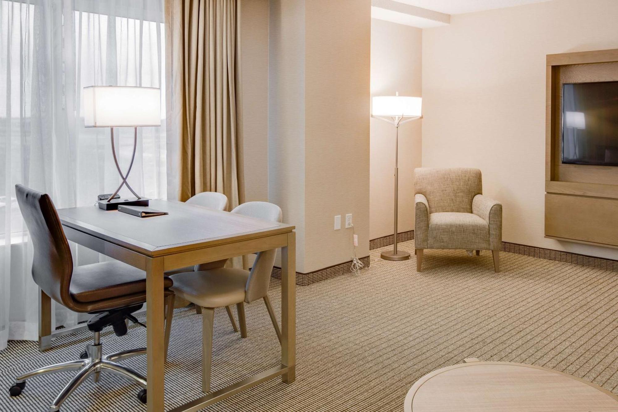 Embassy Suites By Hilton Columbus Dublin Extérieur photo
