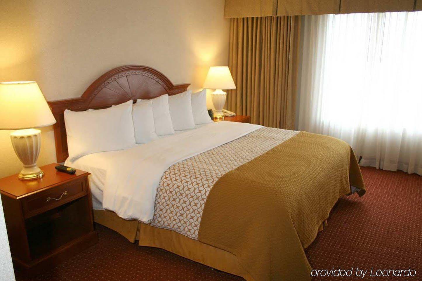 Embassy Suites By Hilton Columbus Dublin Extérieur photo
