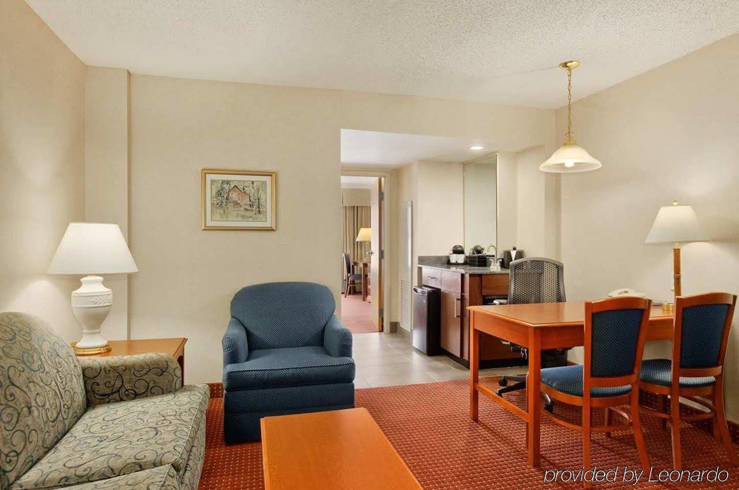 Embassy Suites By Hilton Columbus Dublin Extérieur photo